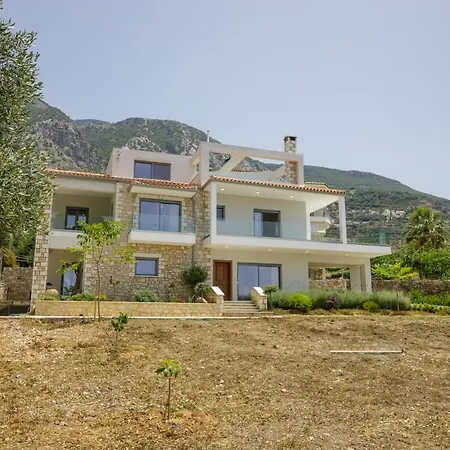 Villa Bay's Balcony Verga *