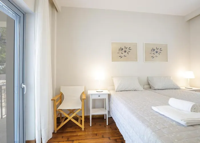 Villa Bay's Balcony Verga