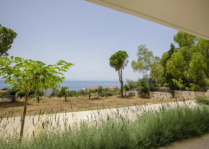 Bay's Balcony Verga קלמאטה