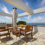Bay's Balcony Verga