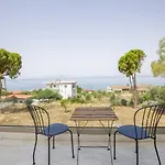 Bay's Balcony Verga *