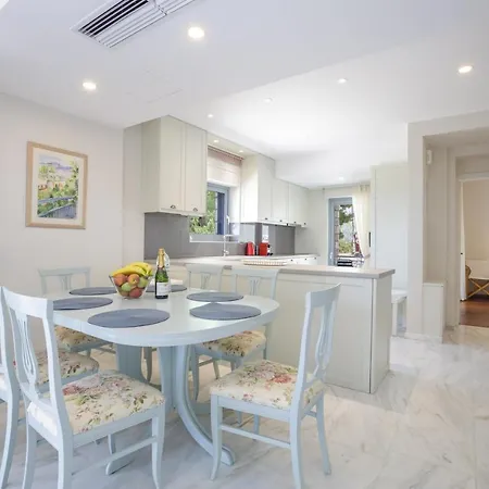 Vila Bay's Balcony Verga *