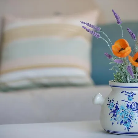 Bay's Balcony Verga *