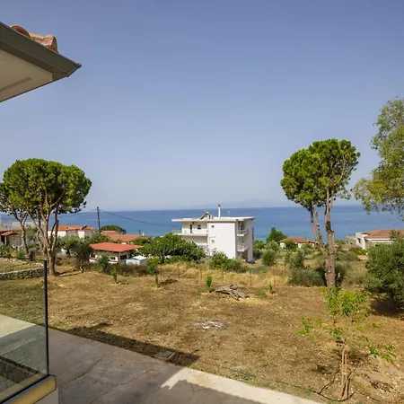 Bay's Balcony Verga Villa