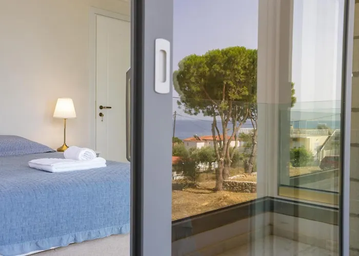 Bay's Balcony Verga *