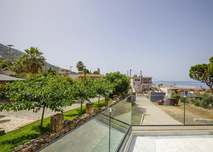 Bay's Balcony Verga